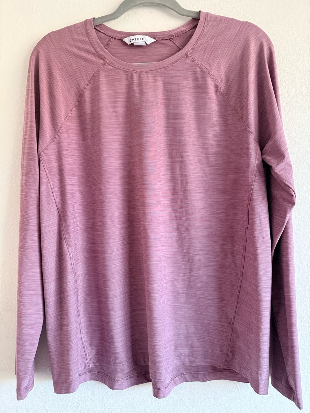 Athleta Ultimate training Long Sleeve Crew Top - Mauve Pink